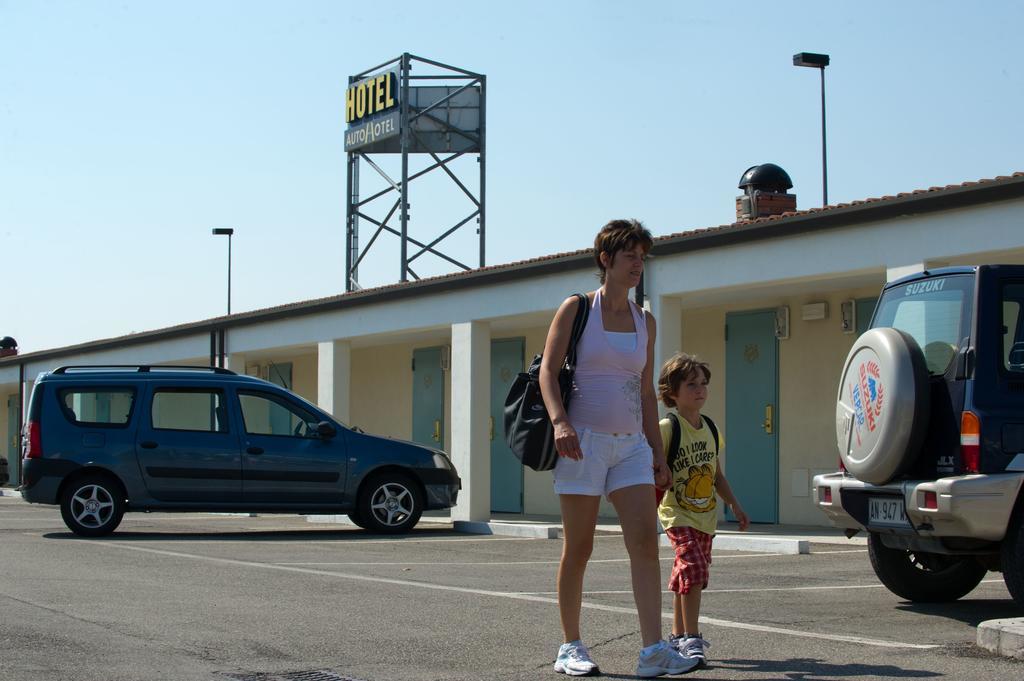 Autohotel Ravenna Exteriör bild