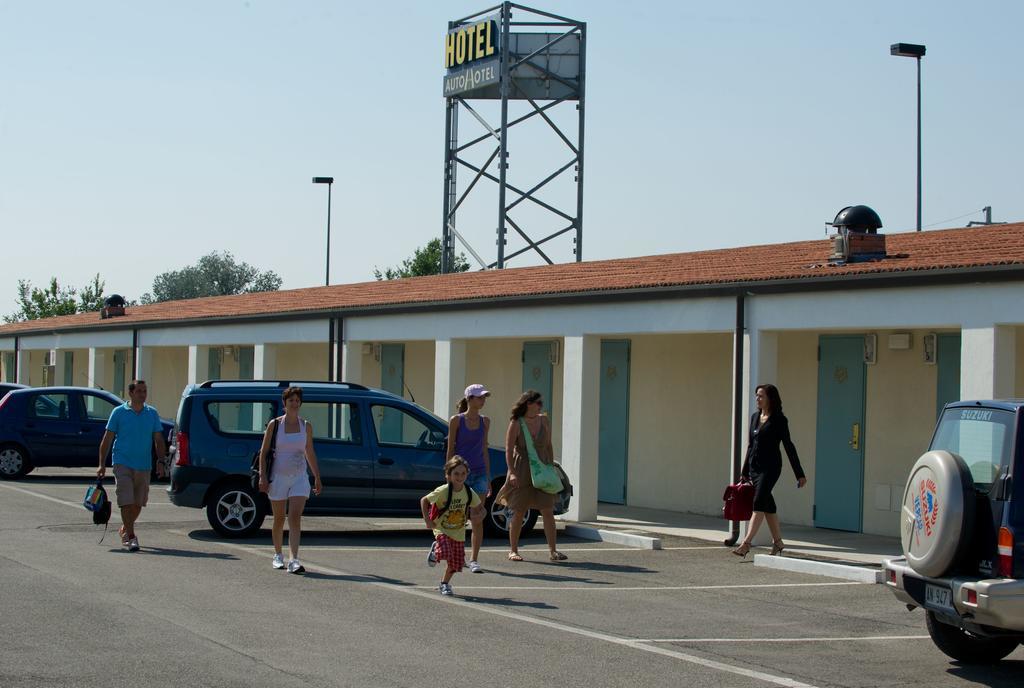 Autohotel Ravenna Exteriör bild